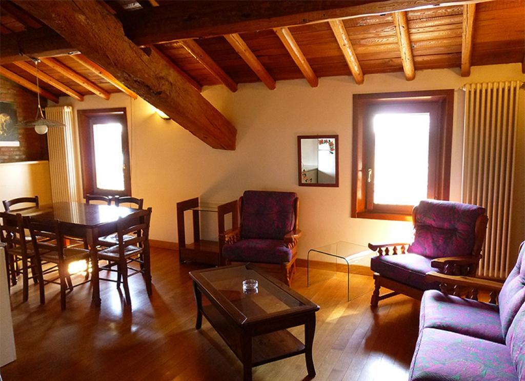 Hostal La Tomina Mirandola Habitación foto