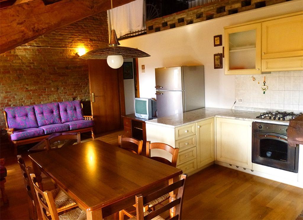 Hostal La Tomina Mirandola Habitación foto